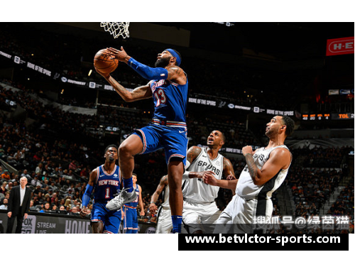 NBA球员布克领衔太阳擦出新火花